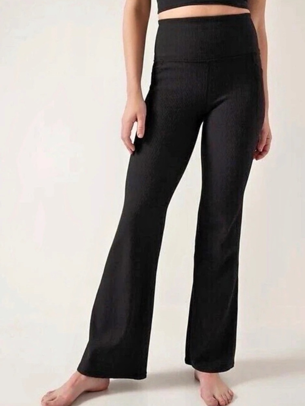 NWT Athleta Elation Rib Crop Flare Pants in Black Extra Extra Small